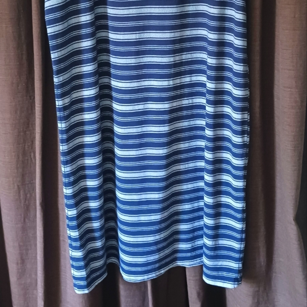 Basic Editions Dress - Picture 5 of 6